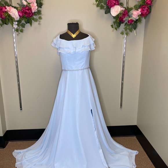 Morilee Sky Color Stunning Evening Gown In A Size 10 - Picture 2 of 6